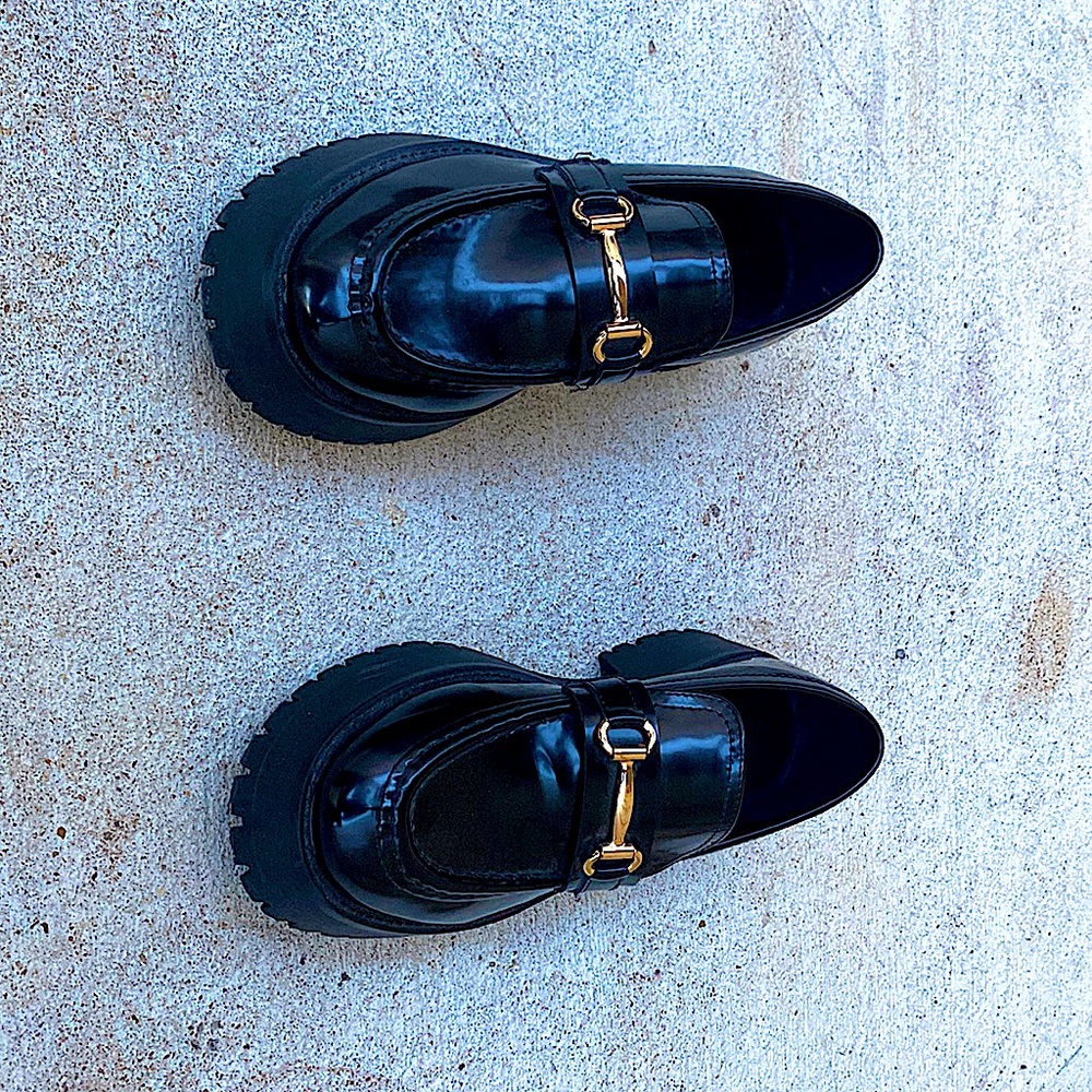 Trendy Black Leather Chunky loafers